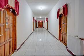 Collection O 92897 Hotel Intan Near Kantor Syahbandar Bawean