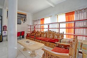 Collection O 92897 Hotel Intan Near Kantor Syahbandar Bawean