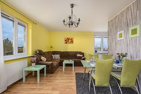 Okopowa Apartment Kołobrzeg by Renters
