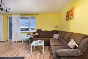 Okopowa Apartment Kołobrzeg by Renters