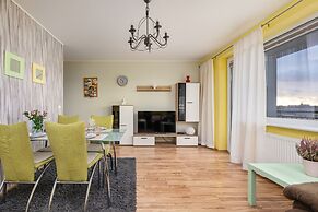 Okopowa Apartment Kołobrzeg by Renters