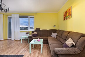 Okopowa Apartment Kołobrzeg by Renters