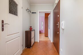 Okopowa Apartment Kołobrzeg by Renters