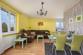 Okopowa Apartment Kołobrzeg by Renters