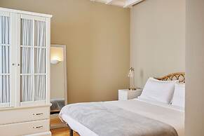 Milan Retreats Duomo Carrobbio