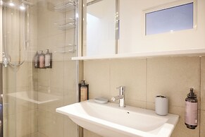 Milan Retreats Duomo Carrobbio