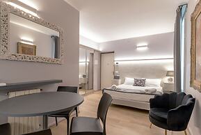 Milan Retreats Duomo Carrobbio