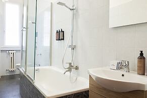 Milan Retreats Duomo Carrobbio