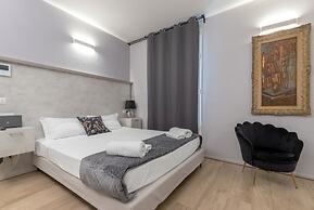 Milan Retreats Duomo Carrobbio