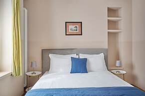 Milan Retreats Duomo Carrobbio