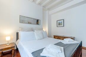 Milan Retreats Duomo Carrobbio