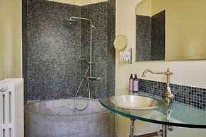 Milan Retreats Duomo Carrobbio