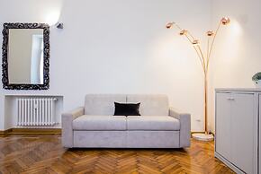 Milan Retreats Duomo Carrobbio