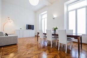 Milan Retreats Duomo Carrobbio