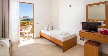 Ledras Beach Hotel