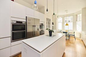 The Clapham Crib