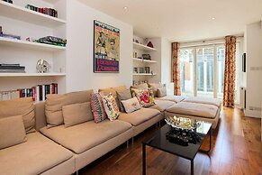 The Clapham Crib
