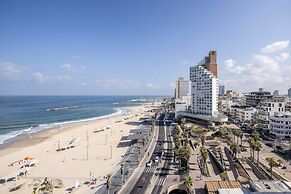 Grand Sea View Retreat by Sea N' Rent