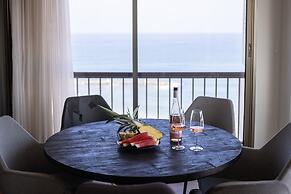 Grand Sea View Retreat by Sea N' Rent