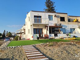 Mattis Seafront Beachhouse