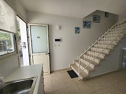 Mattis Seafront Beachhouse