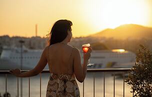 Mitsis N'U Piraeus Port