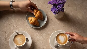 Mitsis N'U Piraeus Port