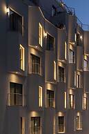 Mitsis N'U Piraeus Port