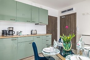 Sweet Apartment Five Seas by Renters