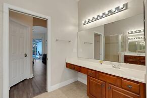 Beautiful 5 Bed Pool Home In Reunion-1223ms 5 Bedroom Home by RedAwnin