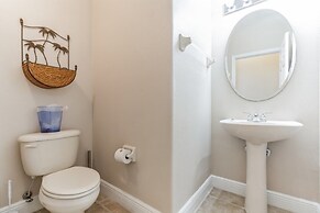 Beautiful 5 Bed Pool Home In Reunion-1223ms 5 Bedroom Home by RedAwnin