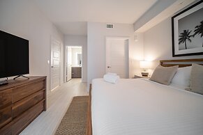 Tucker at Palmer Dadeland Miami