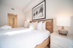 Tucker at Palmer Dadeland Miami