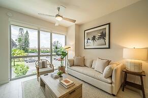 Tucker at Palmer Dadeland Miami