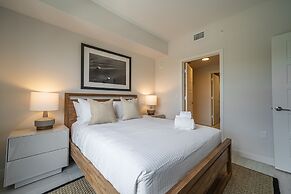 Tucker at Palmer Dadeland Miami