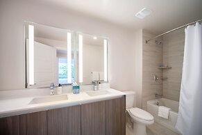 Tucker at Palmer Dadeland Miami