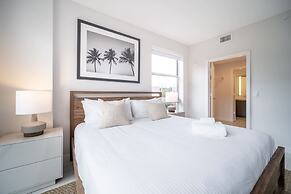 Tucker at Palmer Dadeland Miami