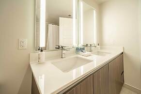 Tucker at Palmer Dadeland Miami