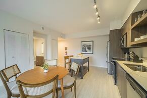 Tucker at Palmer Dadeland Miami