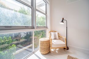 Tucker at Palmer Dadeland Miami