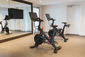 Tucker at Palmer Dadeland Miami