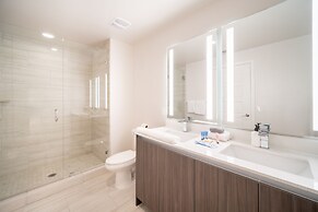 Tucker at Palmer Dadeland Miami