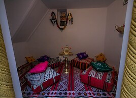 Riad Qamar Fez