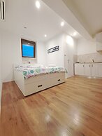 Studio Leo Apartment