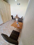 Studio Leo Apartment