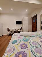 Studio Leo Apartment