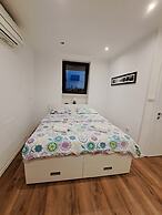 Studio Leo Apartment