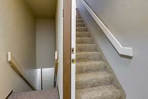 1/2 Mi to Lake Dillon: Mtn-view Condo in Frisco