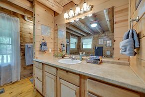 Secluded Broken Bow Cabin w/ Fire Pit and Deck!