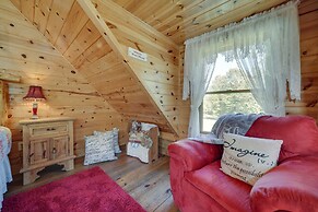 Secluded Broken Bow Cabin w/ Fire Pit and Deck!